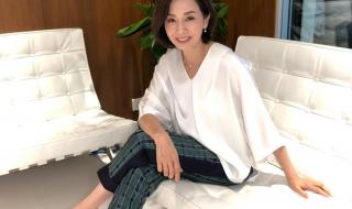 老是老了点女人味还是有的