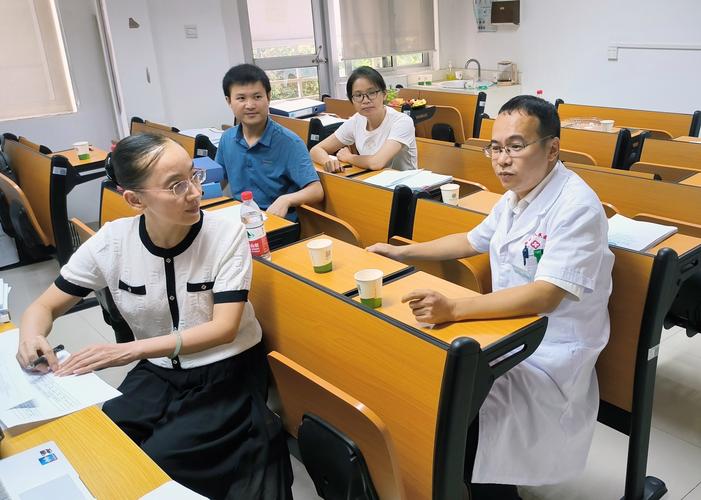 广西壮族自治区政协原党组成员、副主席彭晓春严重违纪违法被开除党籍