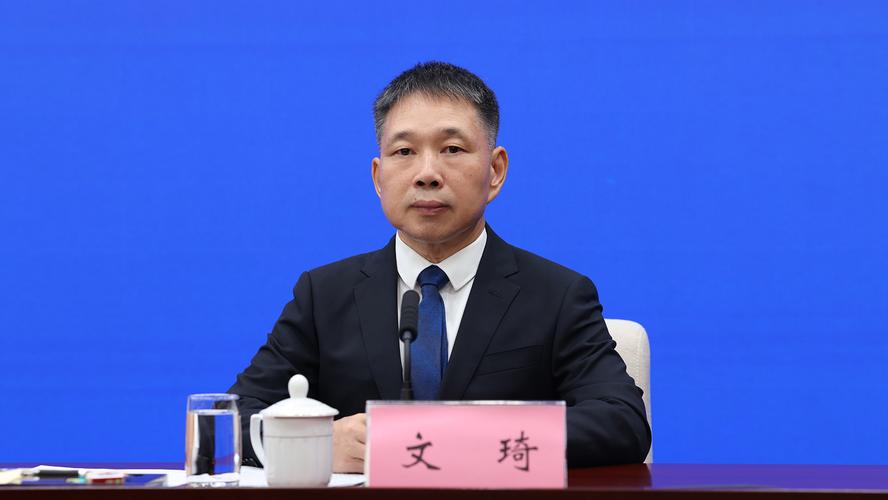 华泰证券迎新一任董事长，王会清接棒，“专家型”新帅履历亮眼