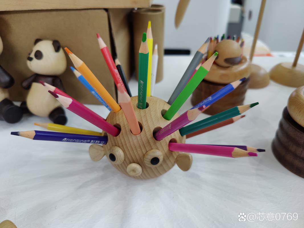 乌鸦制作钩形工具的创新行为（乌鸦教具制作）