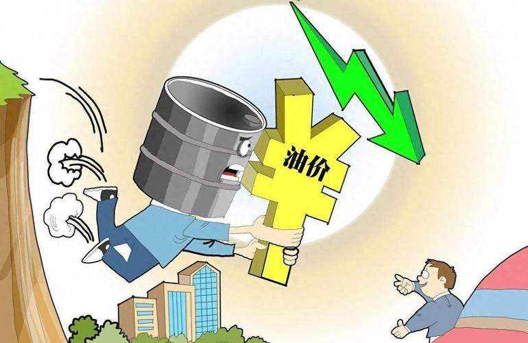 油价迈向2020年以来最大年度跌幅 受供应过剩担忧拖累