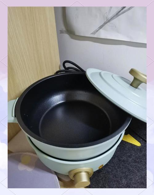宿舍神器不用电的锅能用吗（宿舍神器不用电的锅能用吗视频）