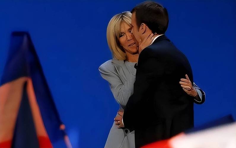 马克龙与他的妻子（马克龙与他的妻子有孩子吗）