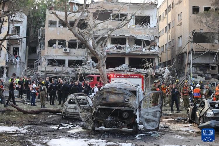 伊朗导弹打击以色列图片（伊朗导弹打击以色列图片大全）