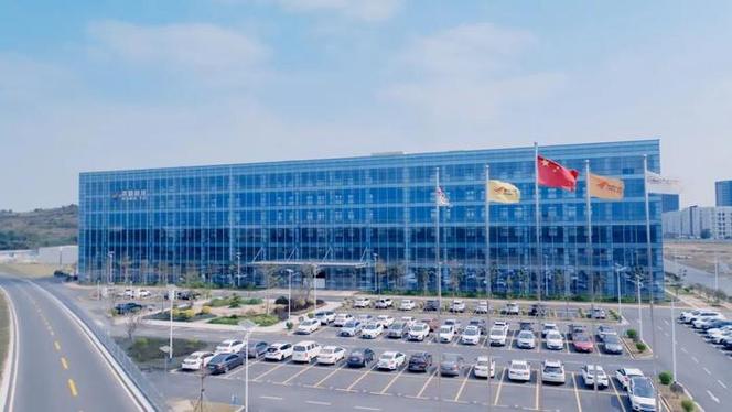 广东鸿图：公司泰国建厂项目正在按计划推进	，目前正处于办理国内有关境外投资备案手续阶段