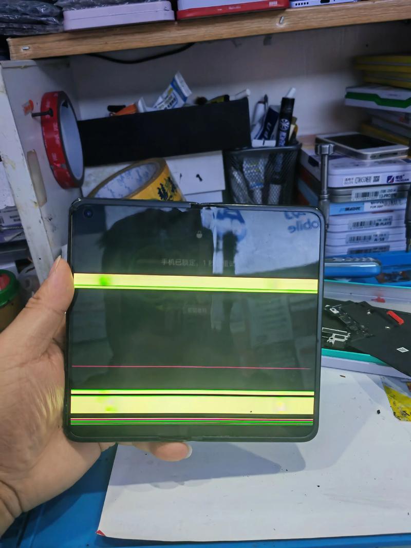 折叠屏手机寿命一般多久（折叠屏坏了有必要修吗）