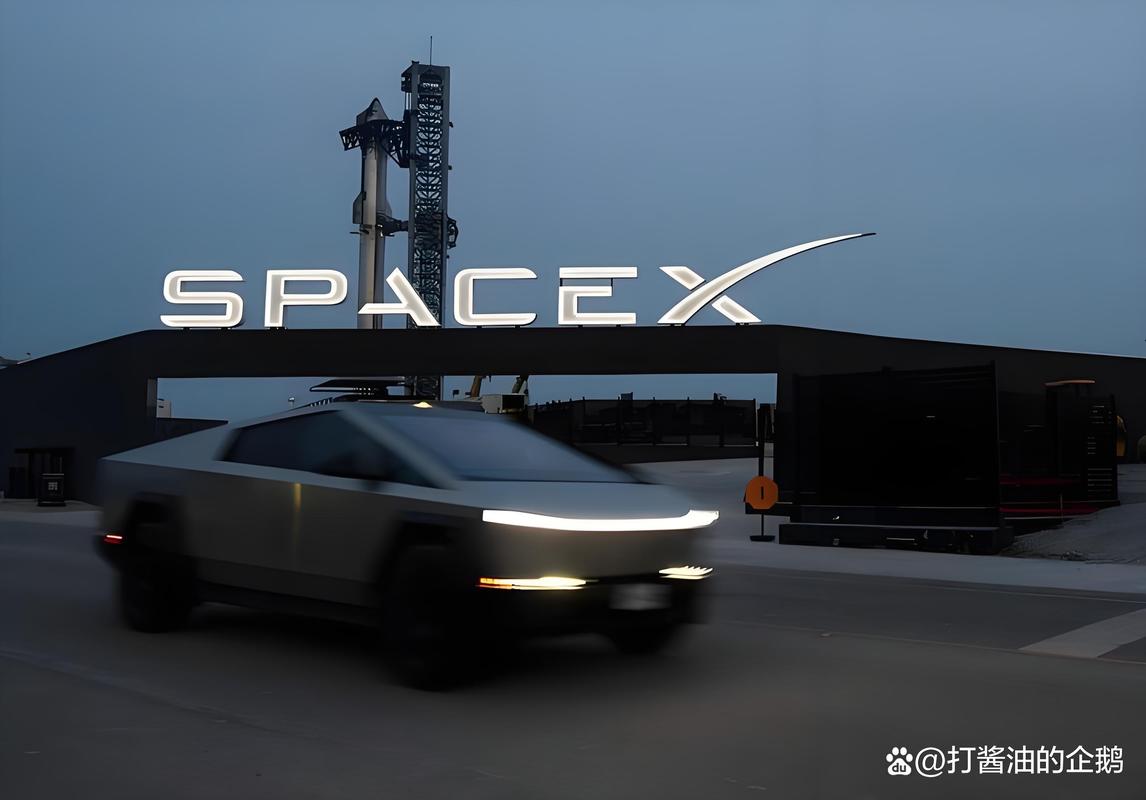 马斯克称特斯拉与SpaceX将在“万亿工厂	”制造芯片