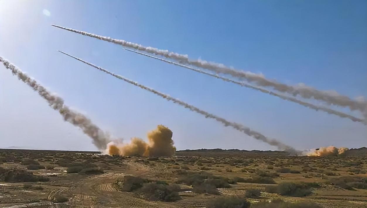 伊朗发射导弹到美国空军基地视频（伊朗发射一枚导弹）